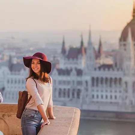 Magnificent Elegance By Erzsebet Krt & New York Cafe * Budapest
